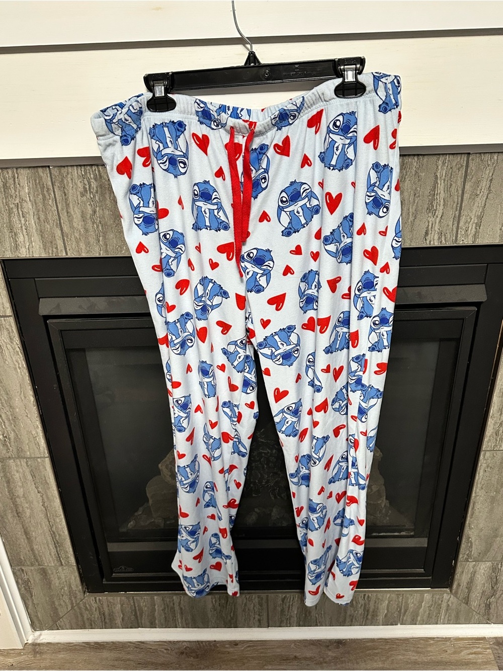 Disney Stitch Women’s XL Plush Fleece Pajama Pants Blue Red Hearts